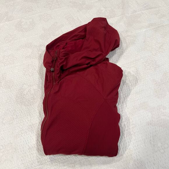Lululemon in the flux jacket women 8 burgundy / plum - Picture 4 of 8